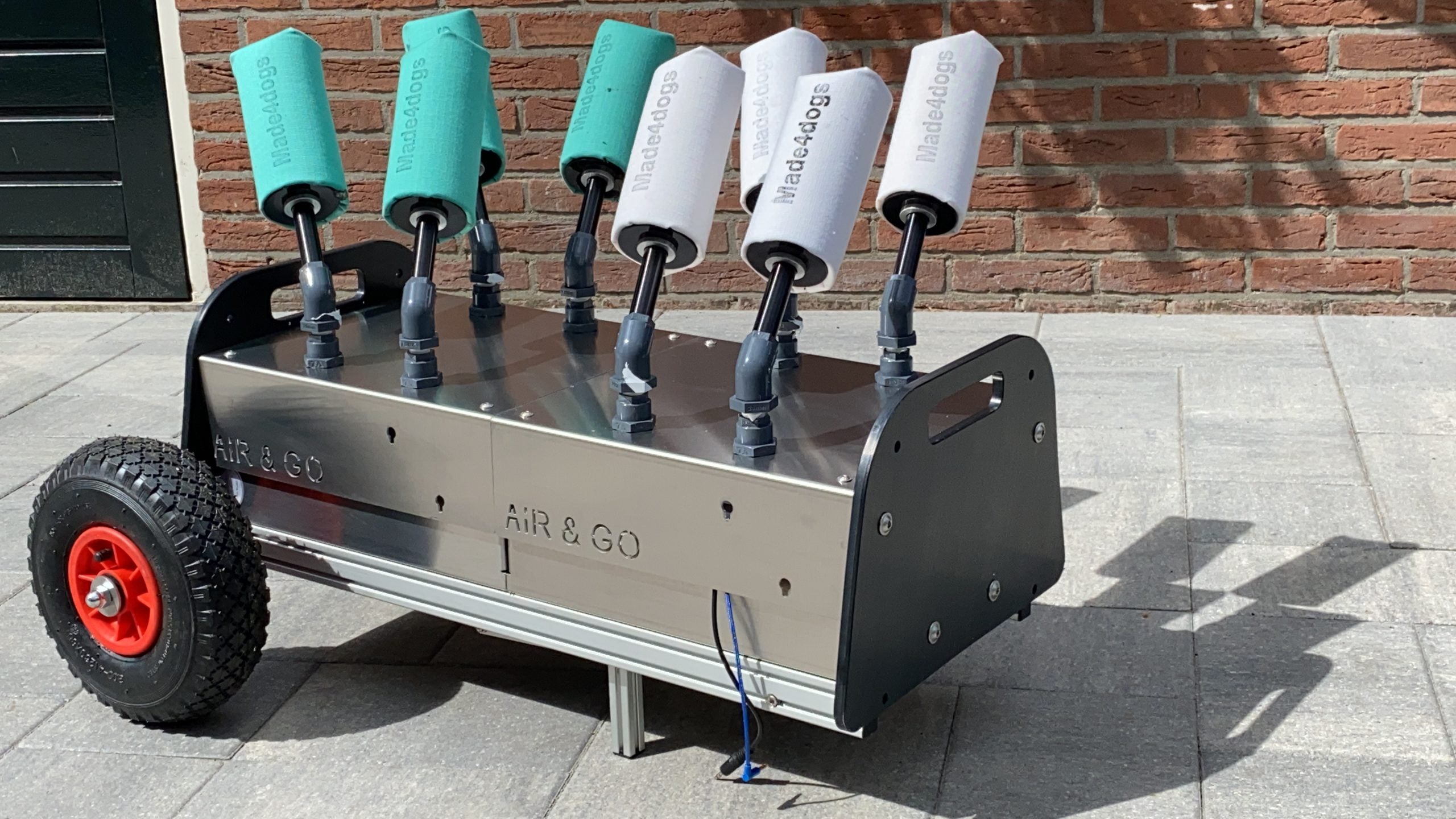 8-Shooter, der air&go Dummylauncher von made4dogs