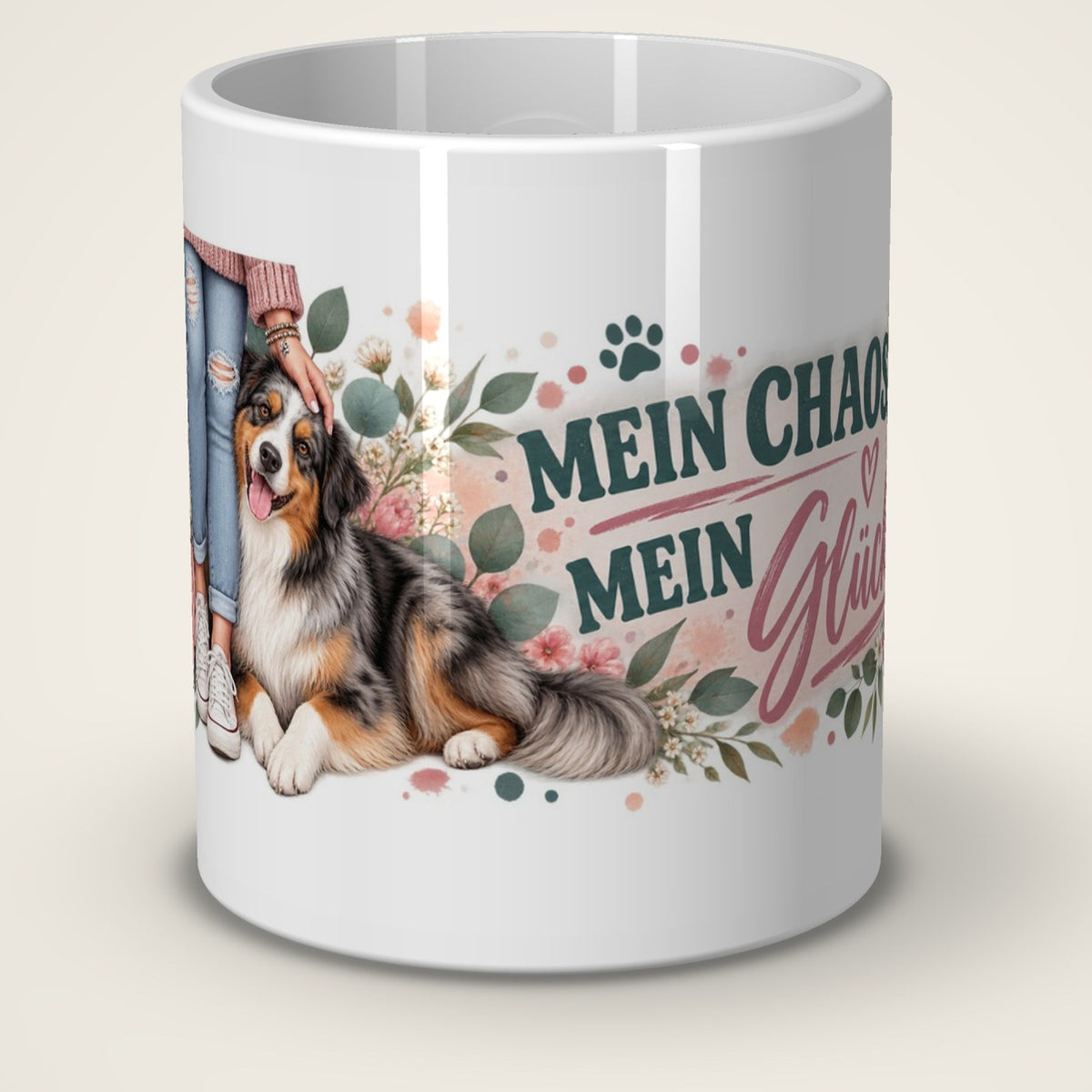 Kaffeetasse Mein Chaos. Mein Glück. – Vorderansicht der weißen Keramiktasse
